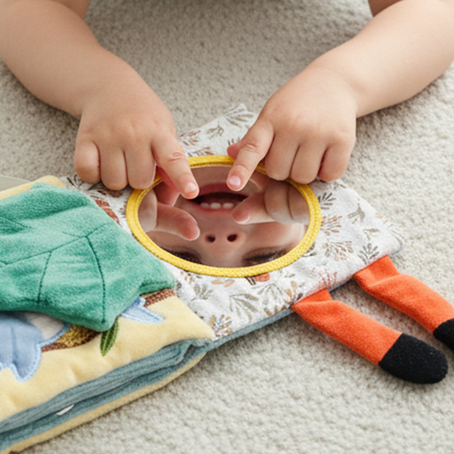 Montessori Soft Baby Book 0-12M Crinkle Sensory Tummy Time Toy with Mirror Teether