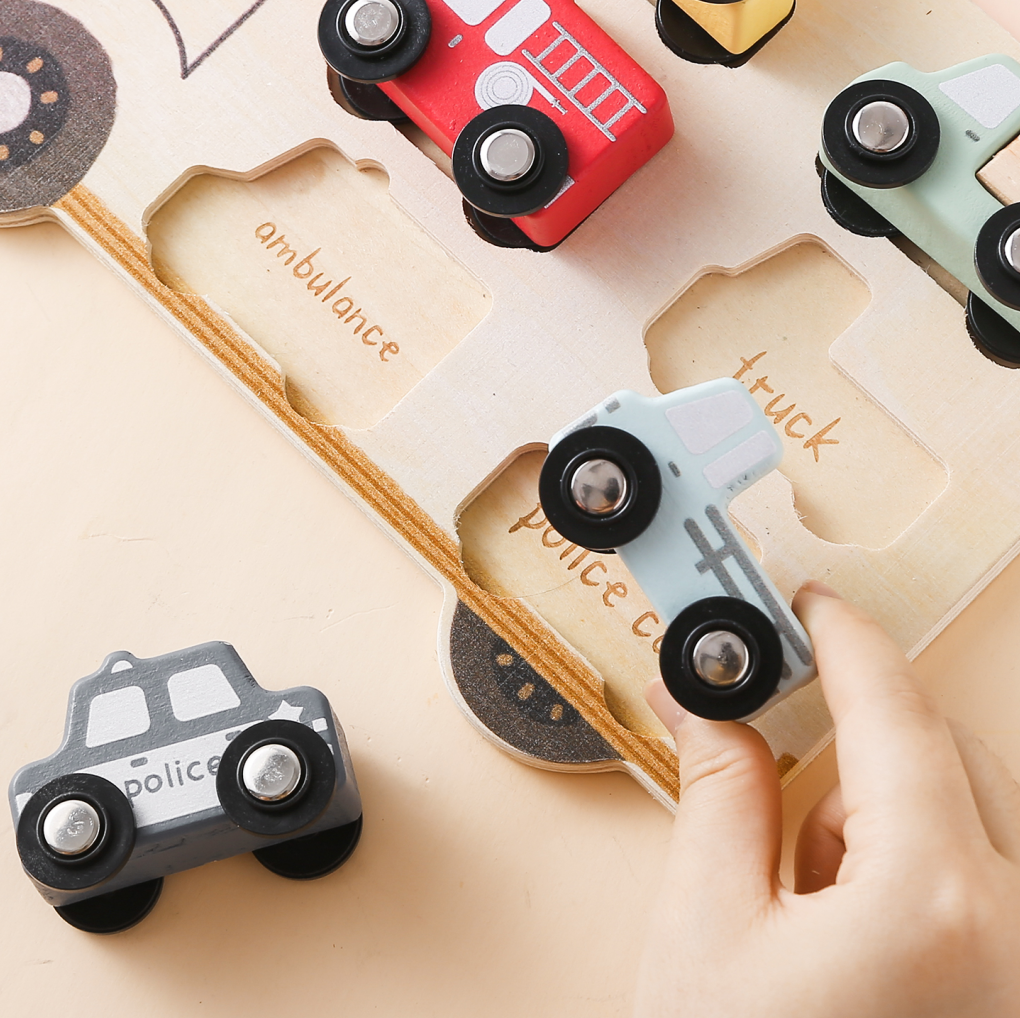 7Pcs Wooden Vehicle Shape Matching Puzzle Cars Montessori Toy for Toddlers 0-3 Years